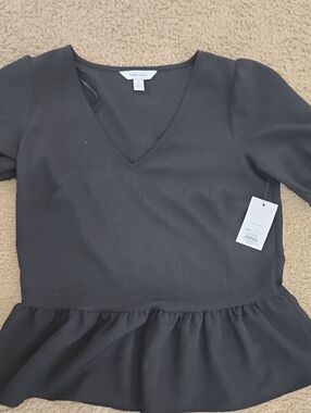 Nine West Black V-Neck Peplum Top